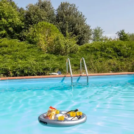 Lucigarden Con Piscina Lejlighed