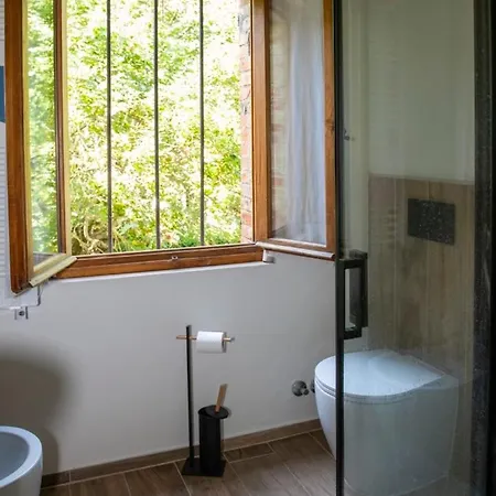 Lucigarden Con Piscina Lucignano