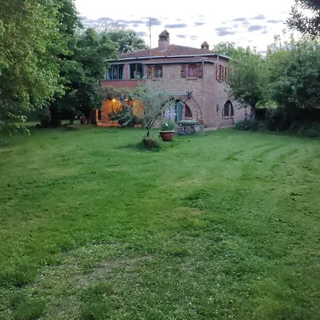 Lucigarden Con Piscina *